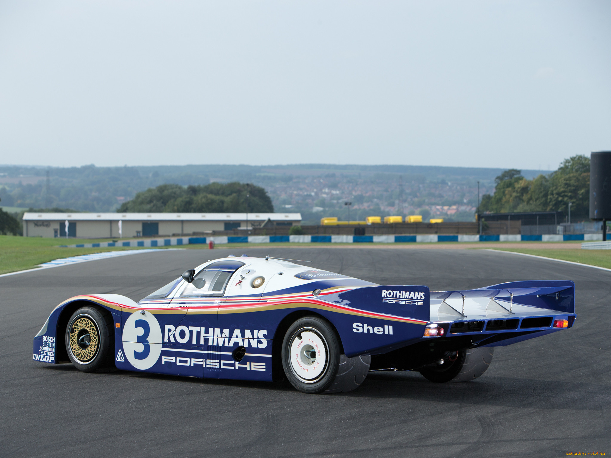 C car. Porsche 956 Rothmans. Porsche 956 Lemans. Порше 956 Леман. Прототип Porsche 956.